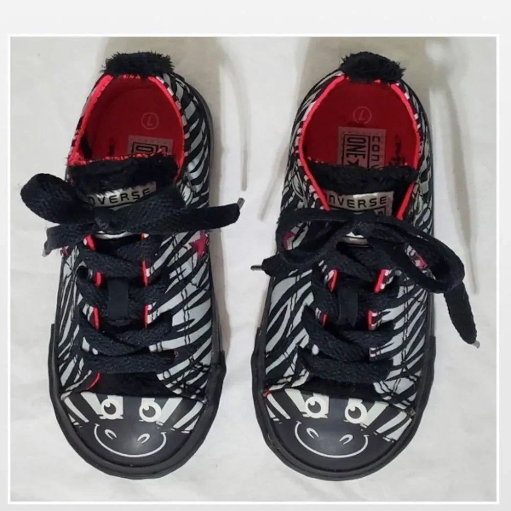 Converse One Star Suave Zebra Print Infant Toddle Girl Size 7 Shoes